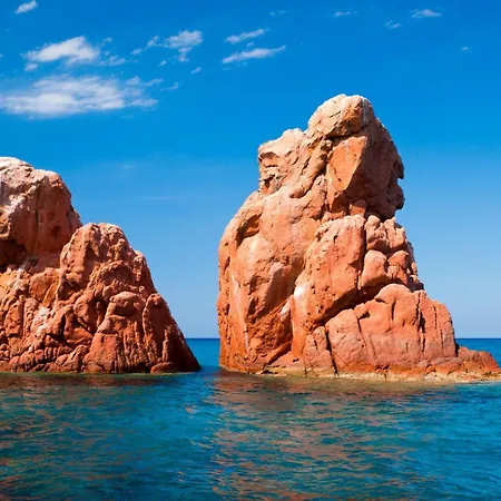 Le Corti Sarde 102 *